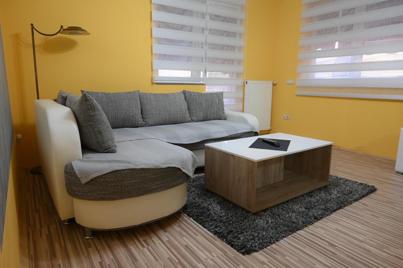Mb Apartments Ягодина Екстер'єр фото