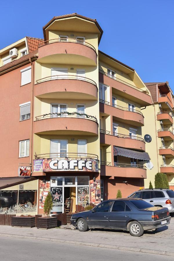 Mb Apartments Ягодина Екстер'єр фото